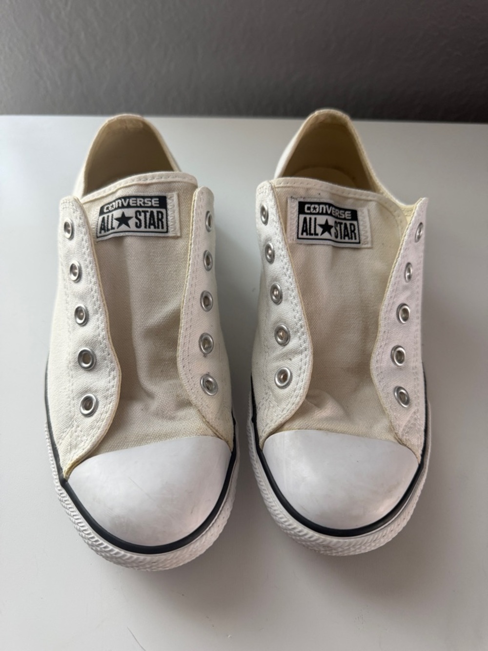 Converse All Star White Low Top Canvas Sneakers Tennis Shoes Size 8